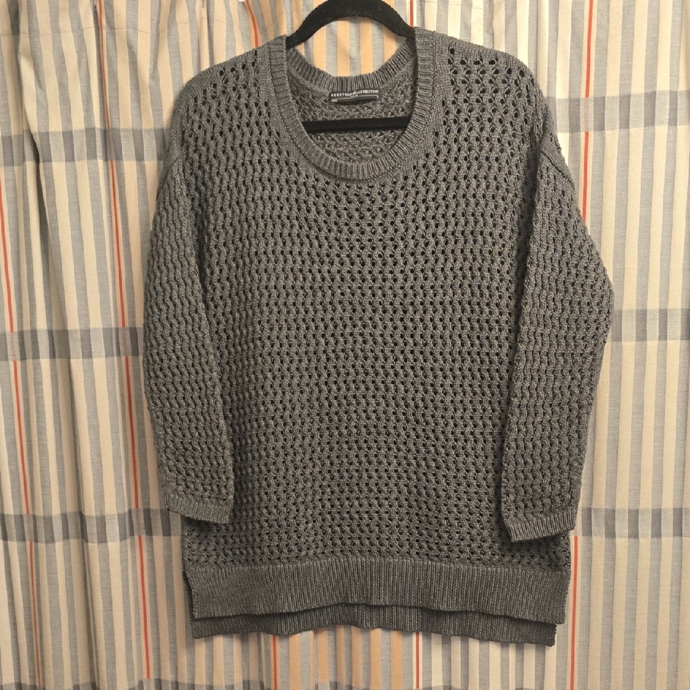 NWOT Peruvian Connection Charcoal Knit Sweater SZ MED
